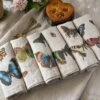 Oldenhof Flying Butterflies Servet 45 X 45 Cm Linnen 6 Stuks -Keukenbenodigdheden Winkel linoroom napkins butterflies vertical lr 7 34
